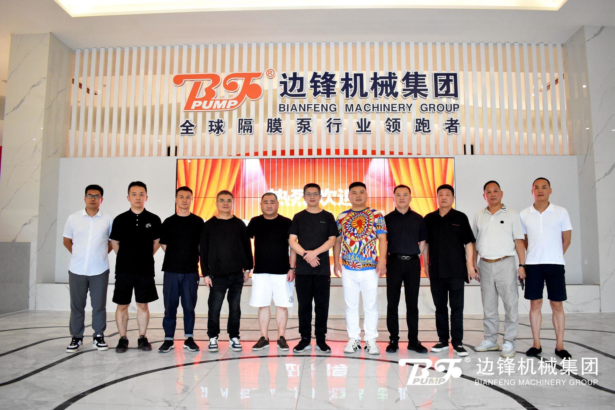 1338 温州市委政策研究室领导胡志刚1