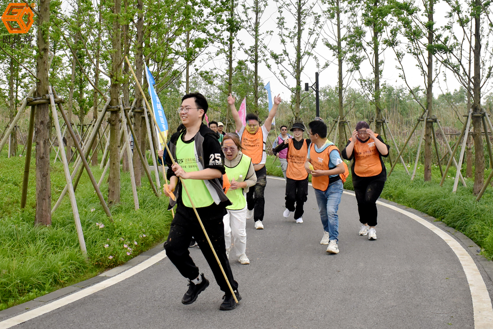 边锋集团2024春季彩虹跑活动7