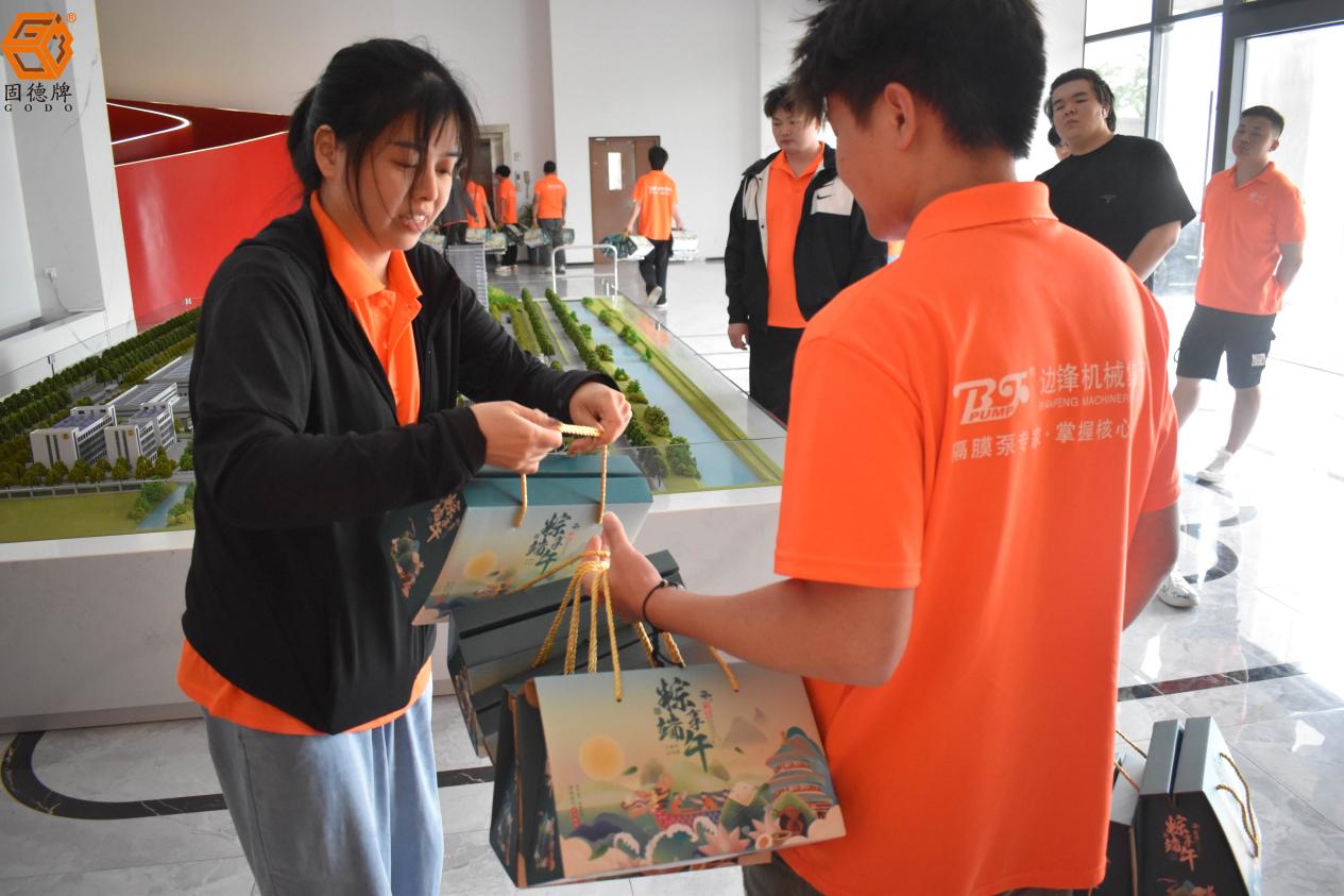 1717491635-2746.jpg 边锋祝大家端午安康4