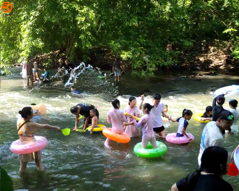 1724924613-8319.png 边锋集团夏季团建活动4