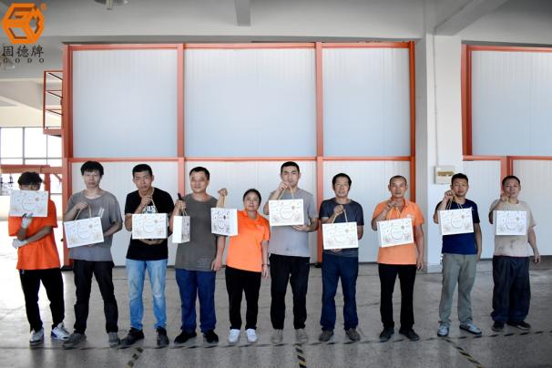 边锋为全体员工送上中秋福利7